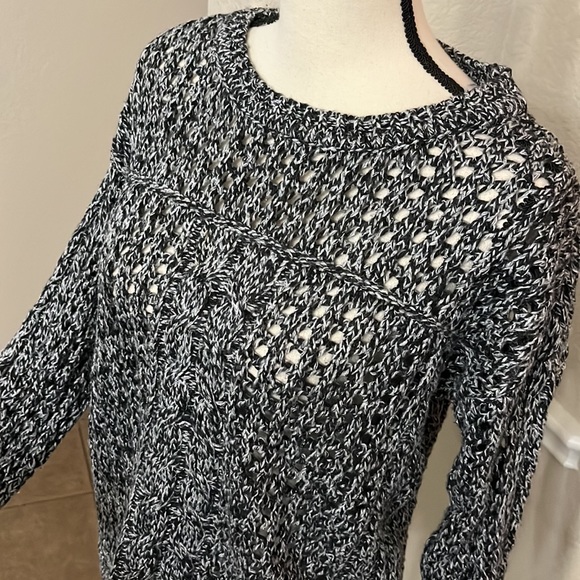 Tommy Bahama black, gray and silver/metallic open knit pullover sweater Size XS - Picture 5 of 17